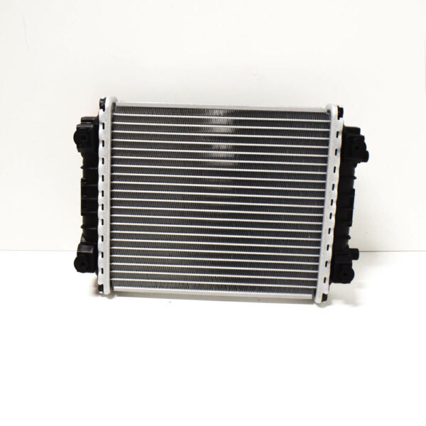5Q0121253H - NEW VOLKSWAGEN BEETLE A5 ADDITIONAL COOLING RADIATOR 5Q0121253H ORIGINAL