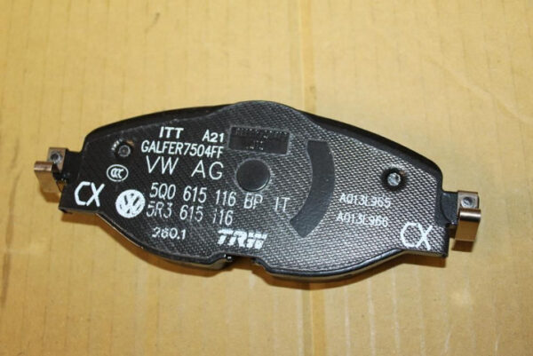5Q0698151AH - New VW GOLF CD MK8 Front Brake Pads 5Q0698151AH