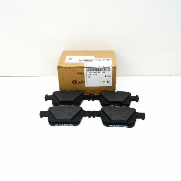 5Q0698451AD - New Volkswagen GOLF MK7 5G Rear Brake Pads Set 5Q0698451AD