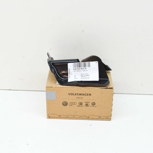 5Q0810812A - NEW VOLKSWAGEN TIGUAN AD BW FRONT RIGHT FENDER UPPER HOLDER 5Q0810812A ORIGINAL