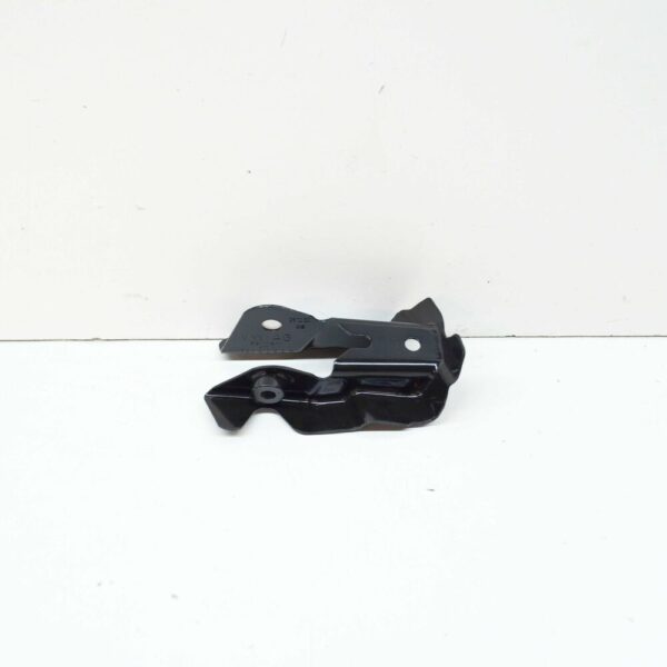 5Q0810812A - NEW VOLKSWAGEN TIGUAN AD BW FRONT RIGHT FENDER UPPER HOLDER 5Q0810812A ORIGINAL