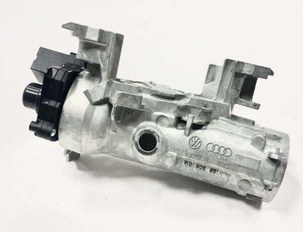 5Q1905865A - NEW VW GOLF SPORTSVAN AM IGNITION/STARTER SWITCH 5Q1905865A