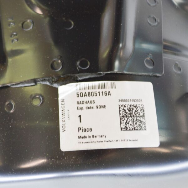 5QA805116A - Volkswagen Tiguan AD1 Wheel Housing Front Right 5QA805116A NEW
