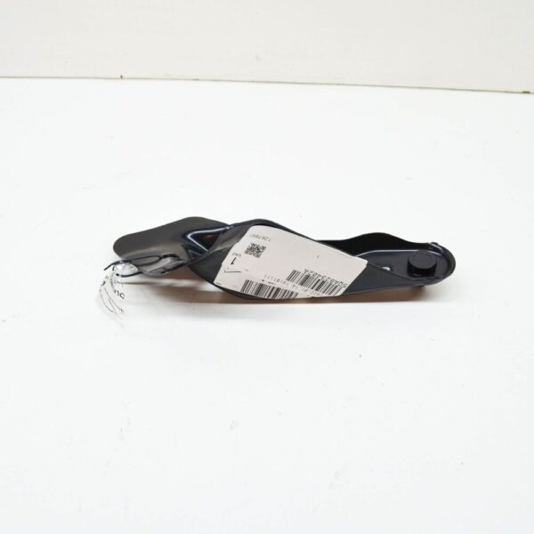 5QA823402A - VW Tiguan AD right filled strut fender skirt holder 5QA823402A GENUINE