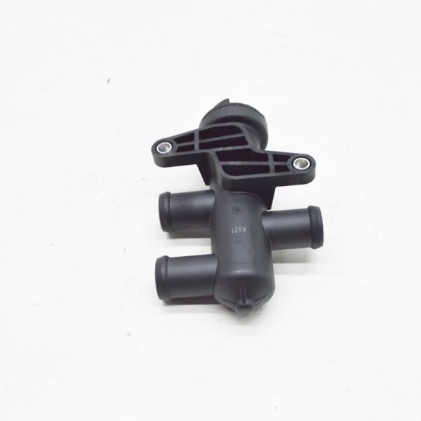 5QE121113 - NEW VOLKSWAGEN E-CRAFTER THERMOSTAT 5QE121113
