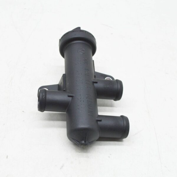 5QE121113 - NEW VOLKSWAGEN E-CRAFTER THERMOSTAT 5QE121113