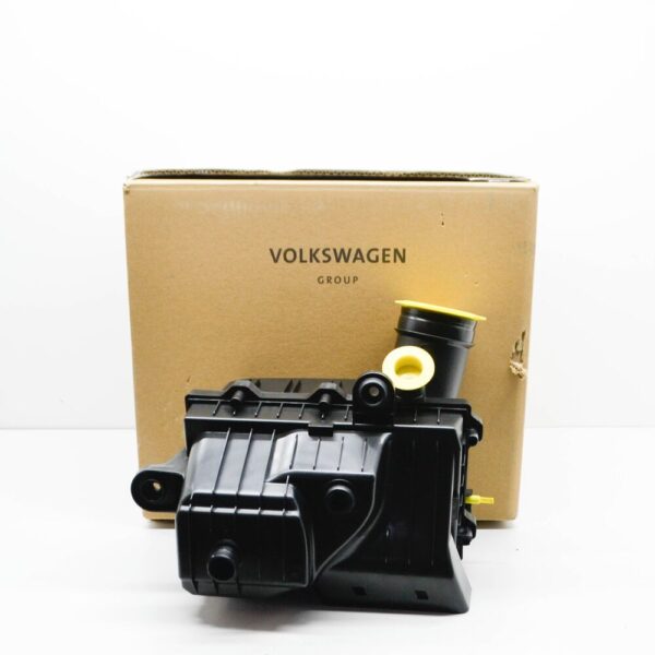 5QM129607C - NEW VOLKSWAGEN JETTA MK7 AIR FILTER BOX 5QM129607C