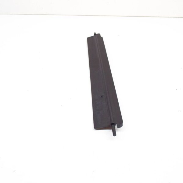 5QM129747 - NEW VW JETTA MK7 SLAM PANEL AIR GUIDE INTAKE FLAP 5QM129747 GENUINE