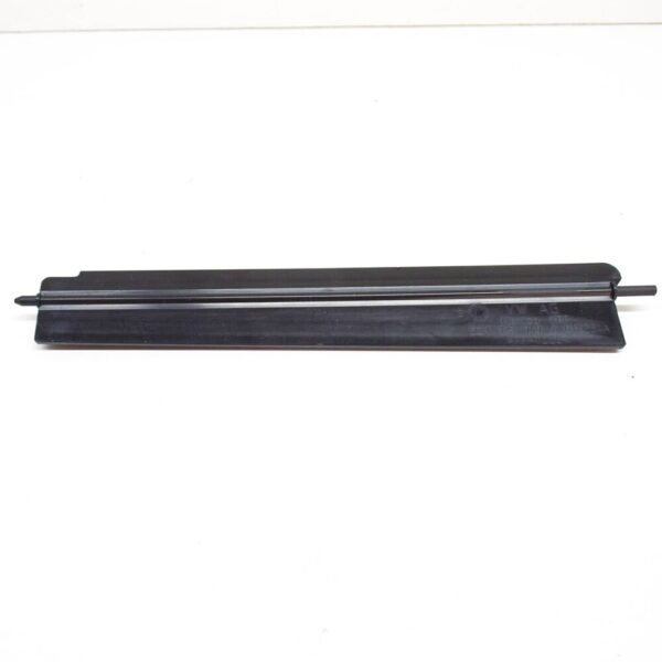 5QM129747 - NEW VW JETTA MK7 SLAM PANEL AIR GUIDE INTAKE FLAP 5QM129747 GENUINE