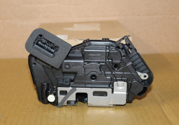 5TA839015P - NEW VW GOLF CD MK8 REAR LEFT DOOR LOCK 5TA839015P ORIGINAL
