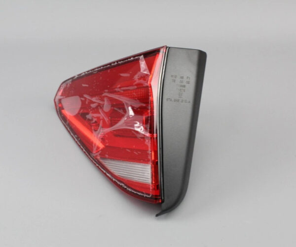 5TA945094E - NEW VW TOURAN 5T1 REAR RIGHT TAILLIGHT 5TA945094E ORIGINAL