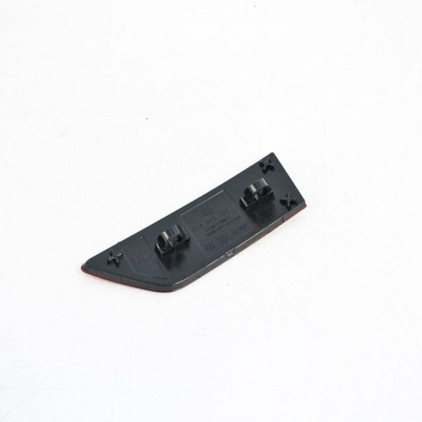 5TA945104 - NEW VOLKSWAGEN TOURAN MK2 REAR BUMPER RIGHT SIDE REFLECTOR 5TA945104 ORIGINAL