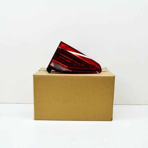 5TA945307B - NEW VOLKSWAGEN TOURAN 5T REAR LEFT LED INNER TAILGATE LIGHT 5TA945307B ORIGINAL