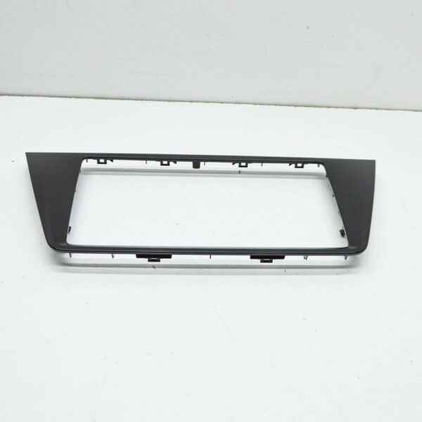 5TC858071FYI2 - NEW VW TOURAN 5T FRONT DASH MUSIC PLAYER CENTER TRIM LHD 5TC858071FYI2