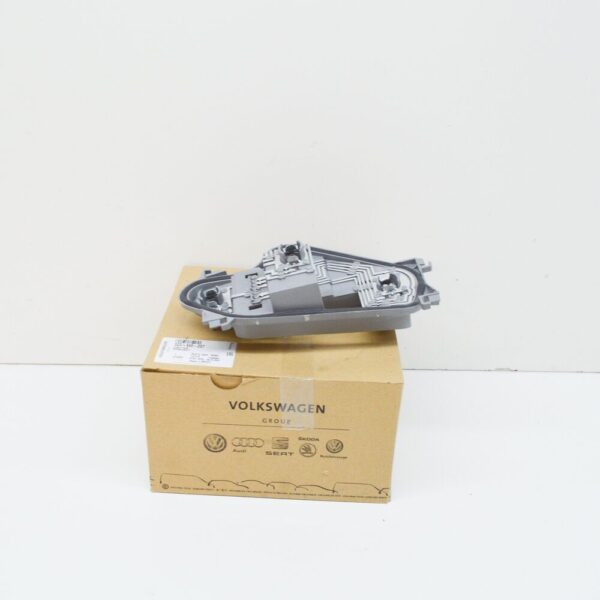 5Z0945257 - VOLKSWAGEN FOX Left Taillight Bulb Holder 5Z0945257 NEW GENUINE