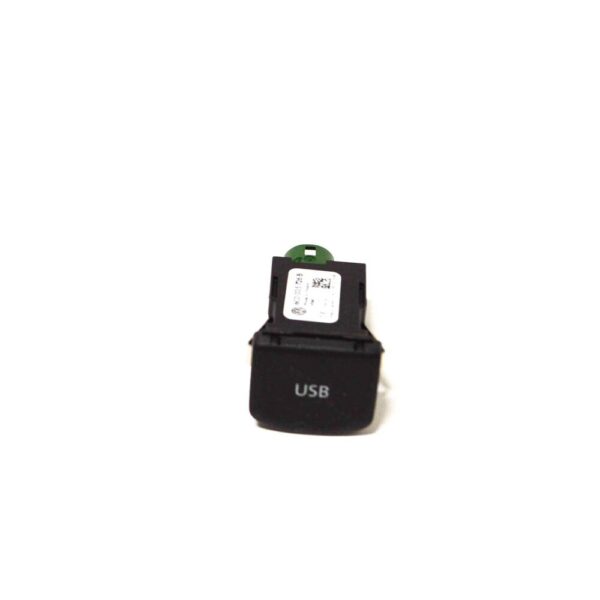 6C0035726B - Volkswagen Polo 6R USB Socket With Cover 6C0035726B NEW GENUINE