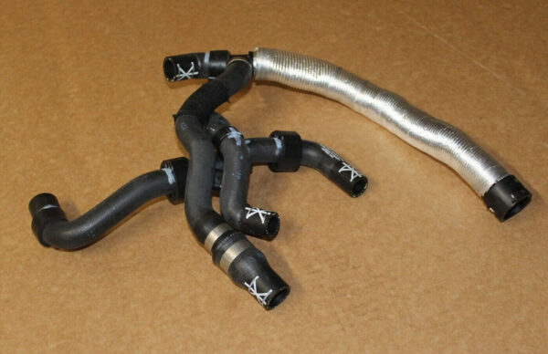 6C0122073C - VOLKSWAGEN POLO 6R coolant hoses 6C0122073C NEW ORIGINAL