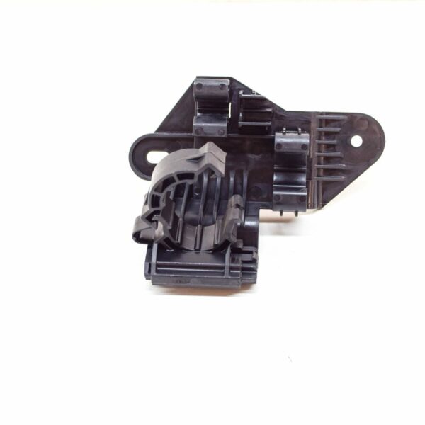 6C0820771 - NEW VOLKSWAGEN POLO MK5 6R COOLANT LINE BRACKET 6C0820771 ORIGINAL
