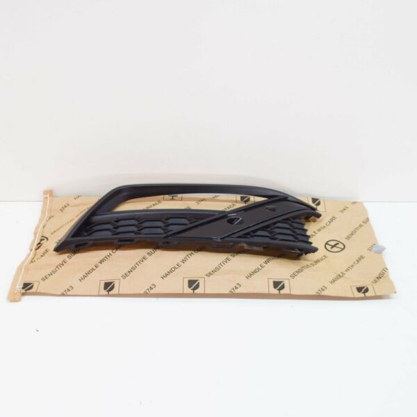 6C0853666G9B9 - NEW VOLKSWAGEN POLO 6C FRONT BUMPER RIGHT LOWER GRILLE 6C0853666G9B9