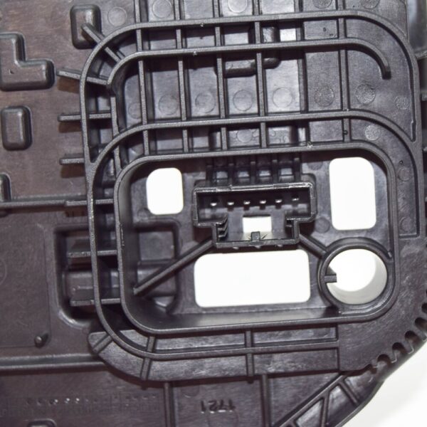 6C0945257 - VW Polo 6R, 6C rear light lamp holder rear left 6C0945257 new