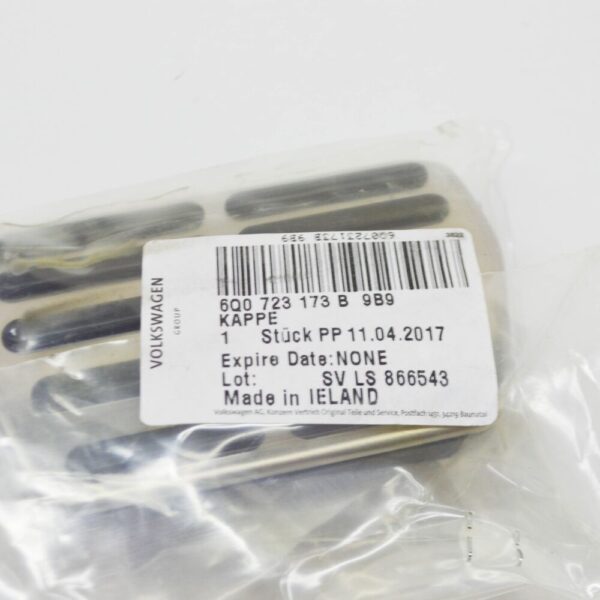 6Q0723173B - VOLKSWAGEN AMAROK 2H Brake Pedal Cover 6Q0723173B 9B9 6Q0723173B9B9 NEW