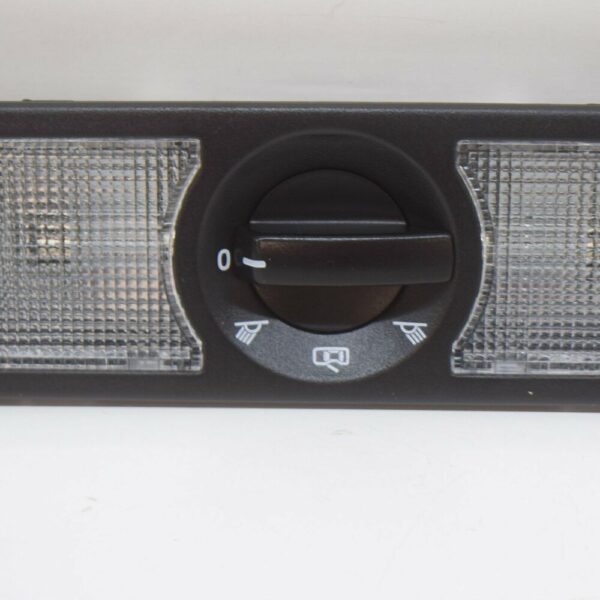6Q0947291A82V - NEW VOLKSWAGEN JETTA A6 REAR INTERIOR AND READING LIGHT 6Q0947291A82V