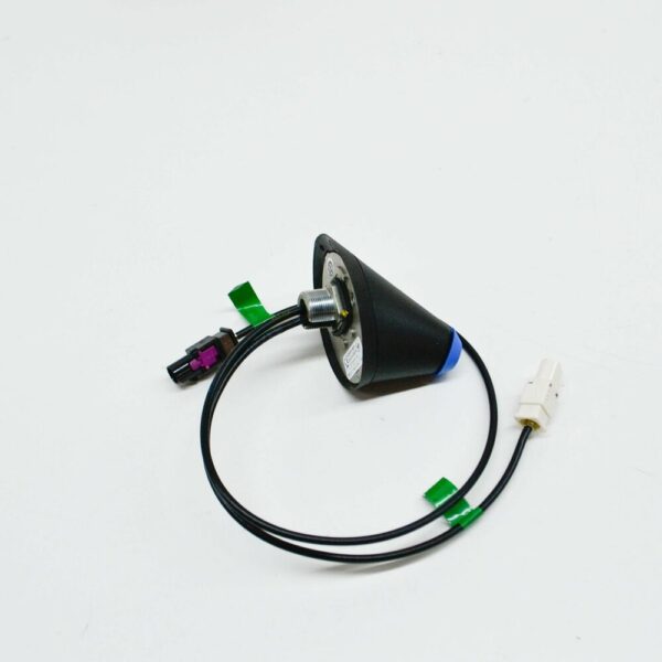 6R0035501A - NEW VOLKSWAGEN POLO 6R ANTENA AERIAL BASE 6R0035501A
