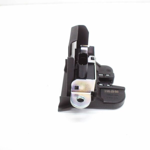 6R0827505E9B9 - NEW VOLKSWAGEN POLO 6R REAR TAILLGATE BOOD LID LOCK 6R0827505E9B9