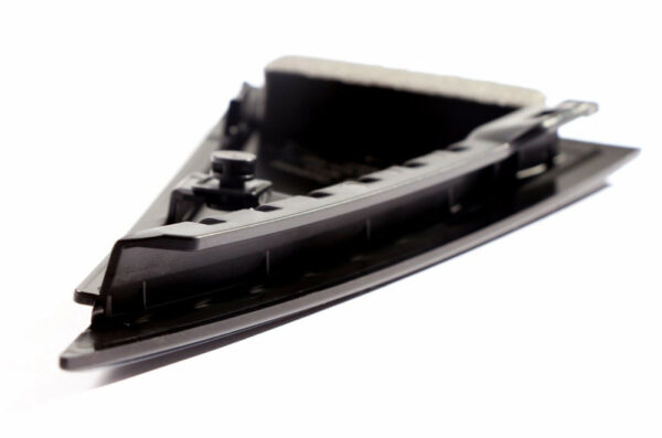6R0839902041 - NEW VW POLO 6R REAR RIGHT DOOR WINDOW FRAME TRIM 6R0839902041 ORIGINAL