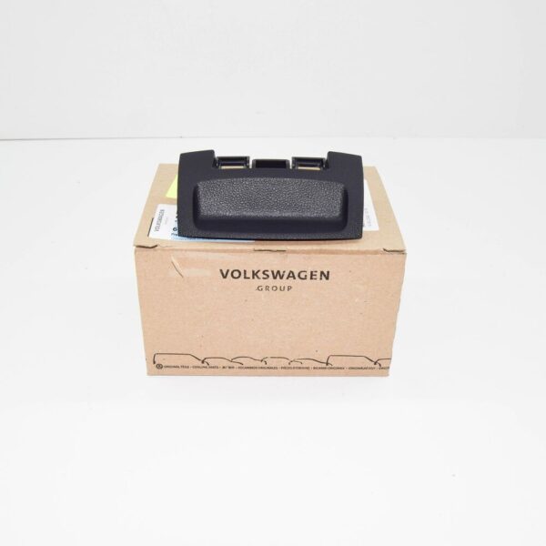 6R0868887A82V - VW POLO 6R MK5 Center Console Rear Trim 6R0868887A82V NEW GENUINE