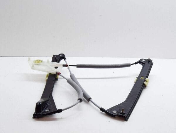6R4837462N - Volkswagen POLO 6R Front Right Door Window Regulator 6R4837462N NEW