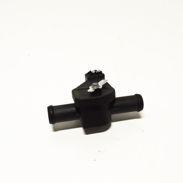 701819809D - VW TRANSPORTER T4 control valve for coolant heating 701819809D 2.5 petrol new