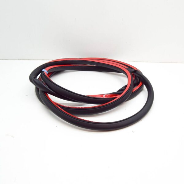 7608397015AP - NEW VW TOUAREG CR REAR LEFT OUTER DOOR SEAL 7608397015AP ORIGINAL