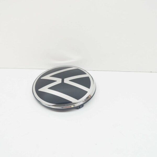 760853601EDPJ - NEW VOLKSWAGEN TOUAREG CR FRONT VW BADGE EMBLEM 760853601EDPJ ORIGINAL