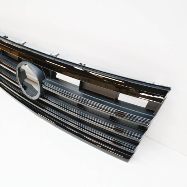 760853651JBUS - NEW VOLKSWAGEN TOUAREG CR FRONT RADIATOR GRILLE 760853651JBUS ORIGINAL