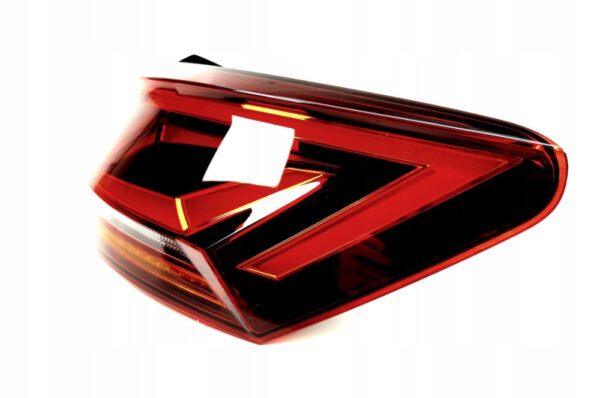 760945208A - NEW VW TOUAREG CR MK3 REAR OUTER LED RIGHT TAILLIGHT 760945208A ORIGINAL