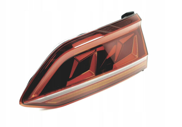 760945308A - NEW VW TOUAREG CR MK3 REAR RIGHT SIDE INNER LED TAILLIGHT LHD 760945308A
