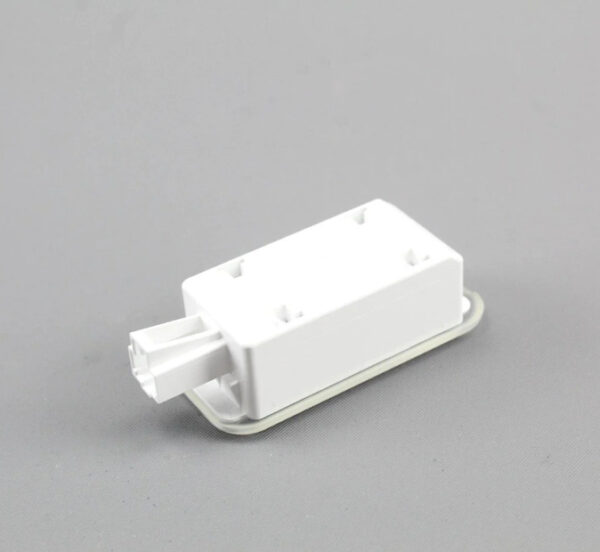 760947409B - New VW TOUAREG CR Tailgate Interior Light 760947409B Genuine