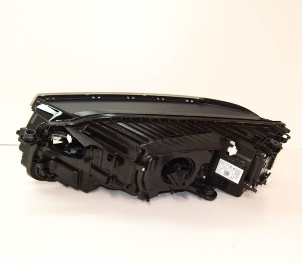761941114A - VW Touareg CR Front Right Headlight LHD 761941114A NEW GENUINE
