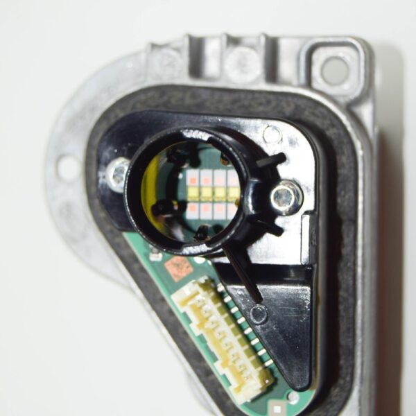 761998478A - VW TOUAREG MK3 Right Day Driving Light Turn Repair Set 761998478A NEW GENUINE