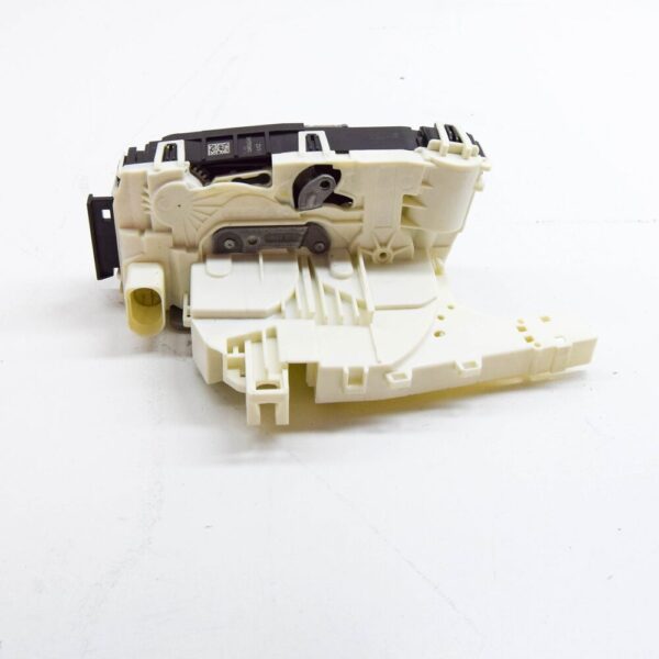 7C0843013AS - Volkswagen CRAFTER MK2 SZ Left Side Door Lock 7C0843013AS NEW GENUINE