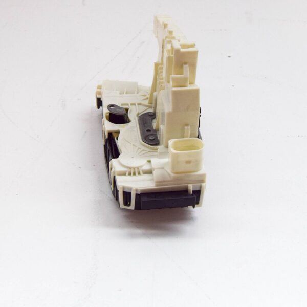 7C0843013AS - Volkswagen CRAFTER MK2 SZ Left Side Door Lock 7C0843013AS NEW GENUINE