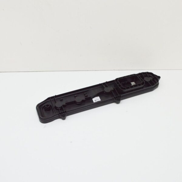 7C0945257A - NEW VW CRAFTER FLATBED SZ REAR LEFT BULB CARRIER HOLDER 7C0945257A