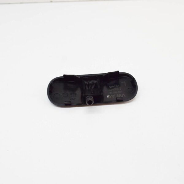 7C0955987 - VW CRAFTER Flatbed  SZ Left Windscreen Washer Jet 7C0955987 NEW GENUINE