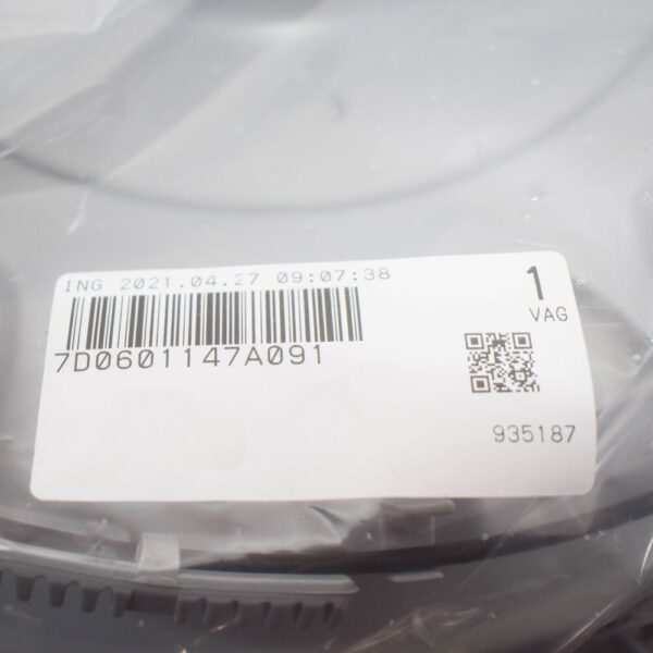 7D0601147A - Volkswagen TRANSPORTER T4 Wheel Trim Ring 7D0601147A091 NEW GENUINE