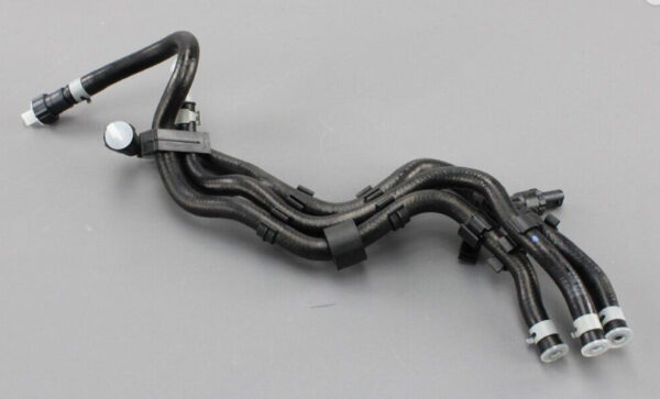 7E0130307R - NEW VOLKSWAGEN TRANSPORTER T6 FUEL RETURN HOSE SET 7E0130307R