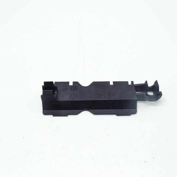 7E0422848 - NEW VOLKSWAGEN TRANSPORTER V T5 RIGHT COOLANT PIPE MOUNT 7E0422848
