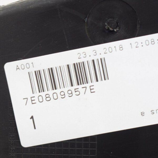 7E0809957E - NEW VW TRANSPORTER T6 FRONT LEFT WHEEL HOUSING LINER 7E0809957E ORIGINAL