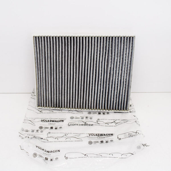 7E0819631 - NEW VOLKSWAGEN TRANSPORTER T6 AIR FILTER 7E0819631