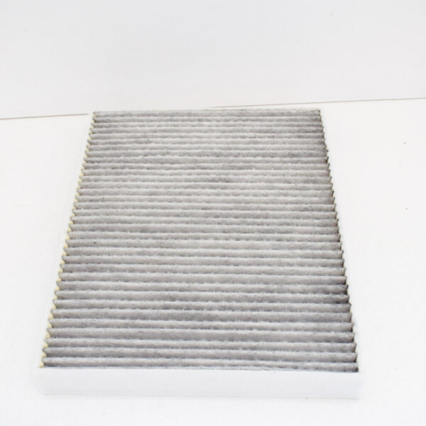 7E0819631 - NEW VOLKSWAGEN TRANSPORTER T6 AIR FILTER 7E0819631